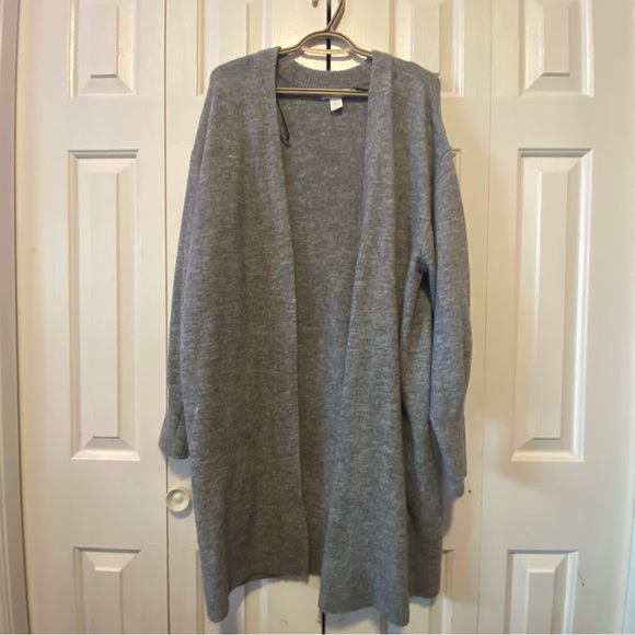 H&M grey cardigan size large women's - Picture 3 of 4